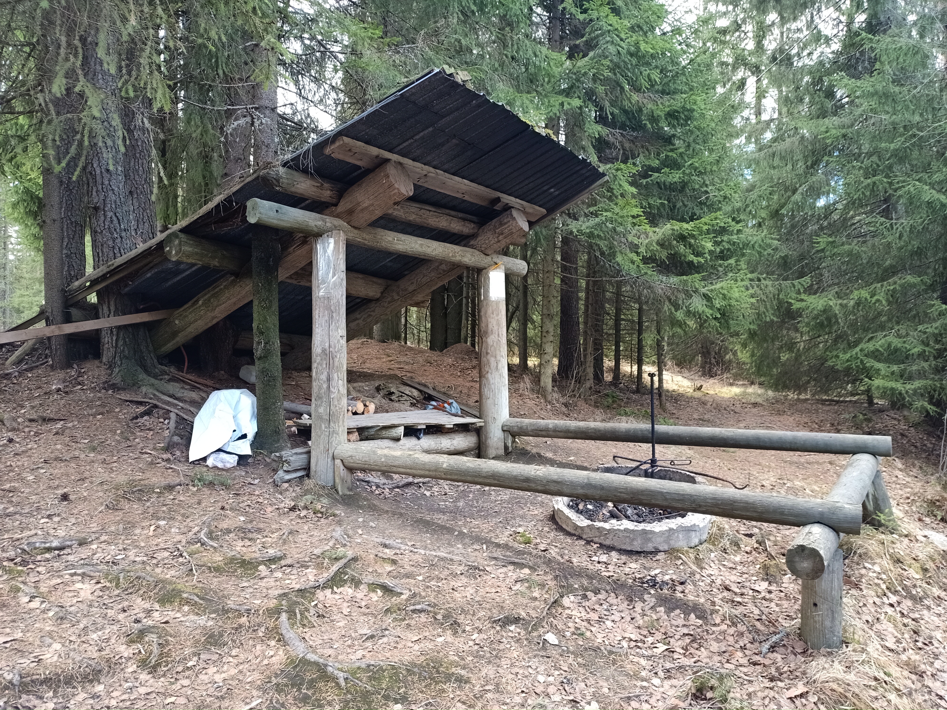 Eskelinkosken laavu